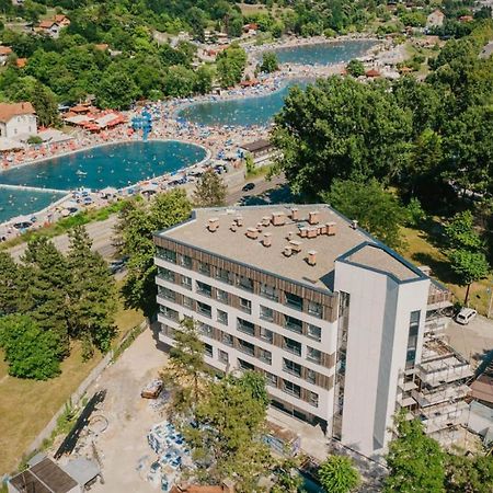 Apartman Park Lake Tuzla Ngoại thất bức ảnh