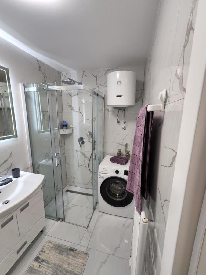 Apartman Park Lake Tuzla Ngoại thất bức ảnh